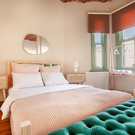 Lola Flats By Oval * Istanbul